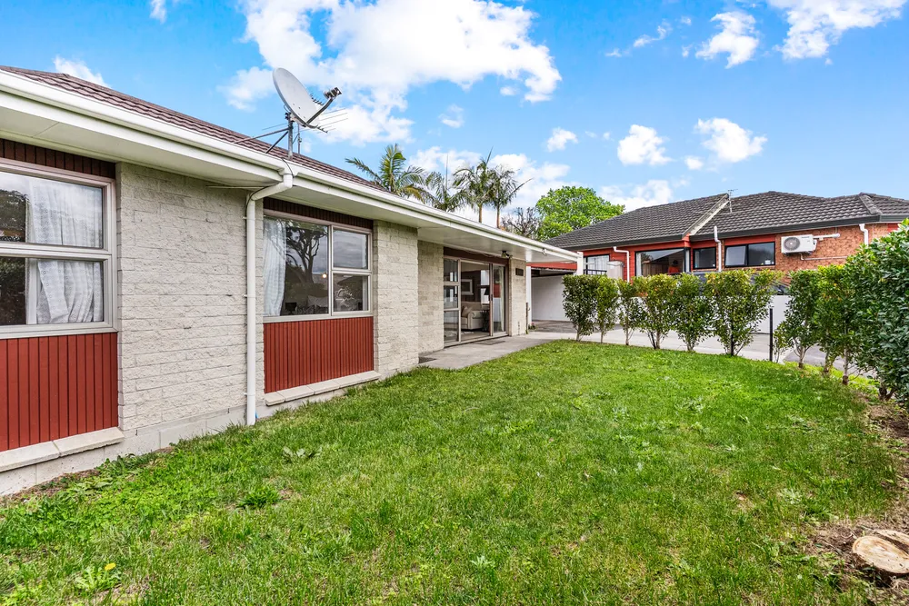 Photos of 1242A New North Road