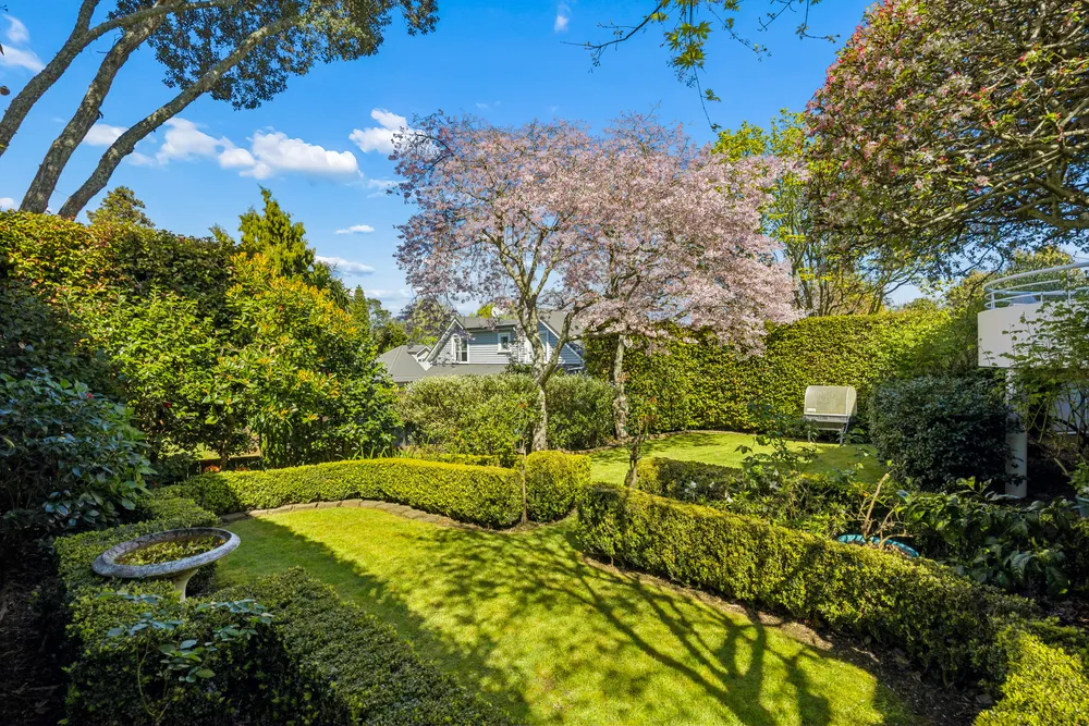 Photos of 13A Mainston Road