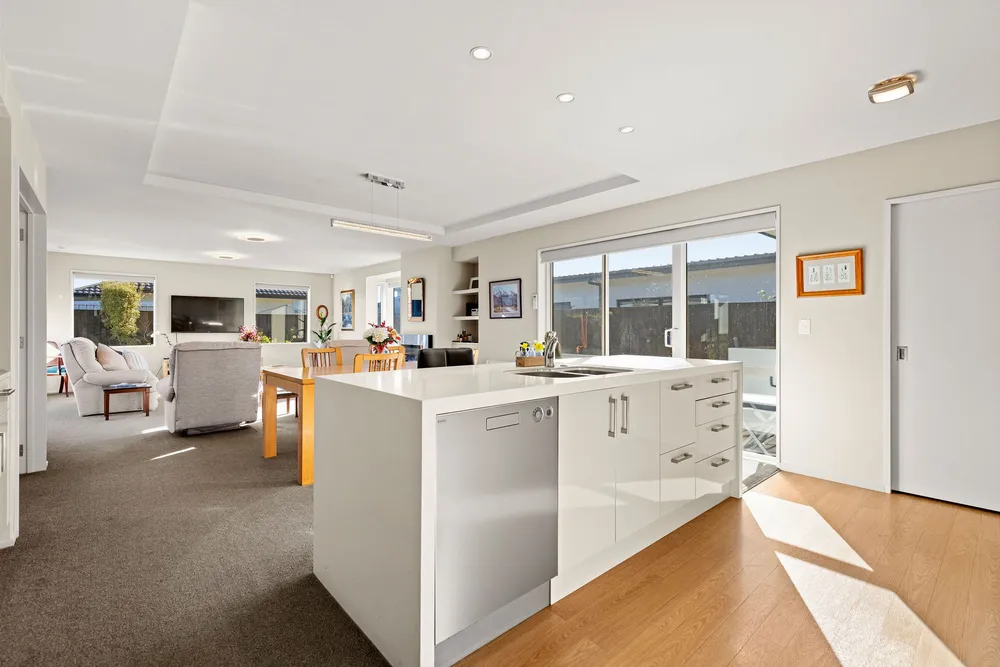 Photos of 6 Tapper Street
