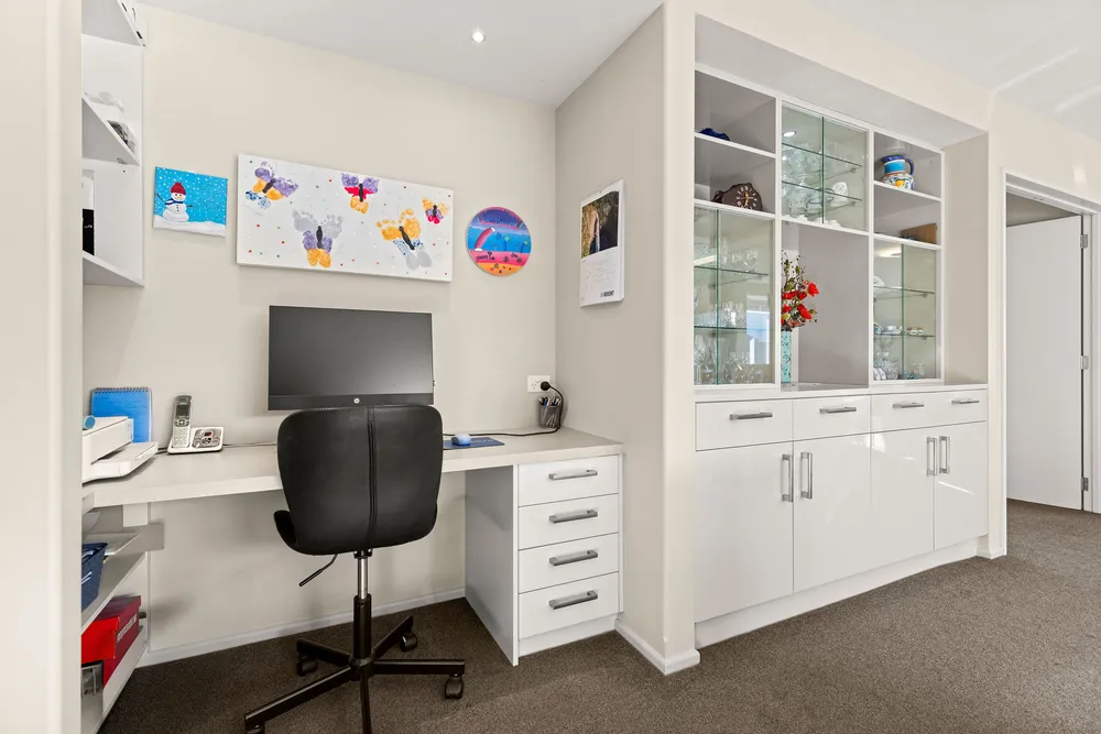 Photos of 6 Tapper Street