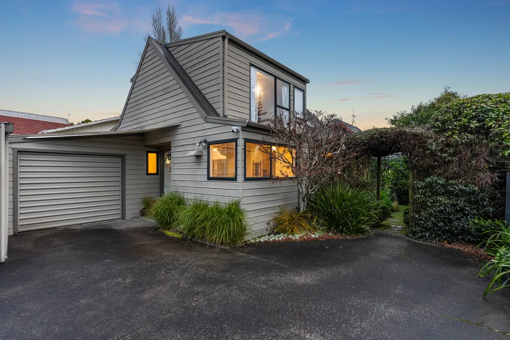 Photos of 21A Rathlin Street