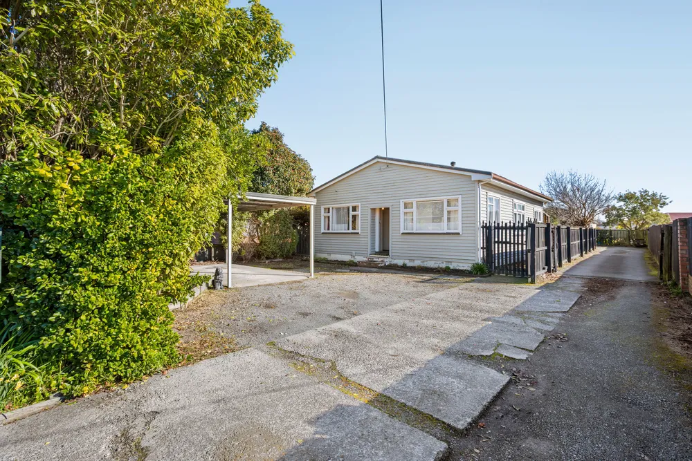Photos of 1/126 Springs Road