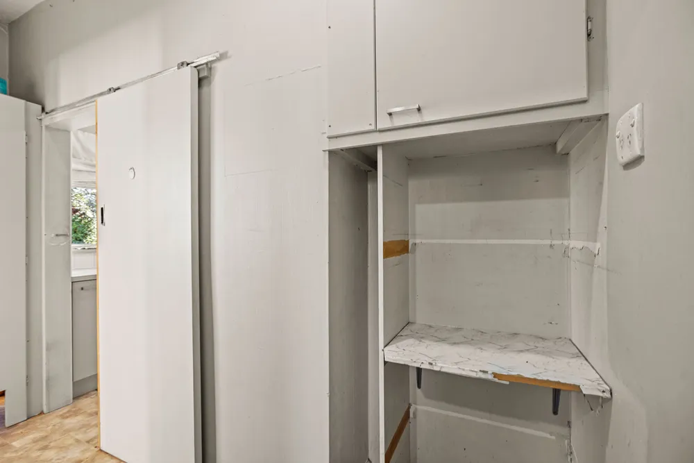 Photos of 1/126 Springs Road