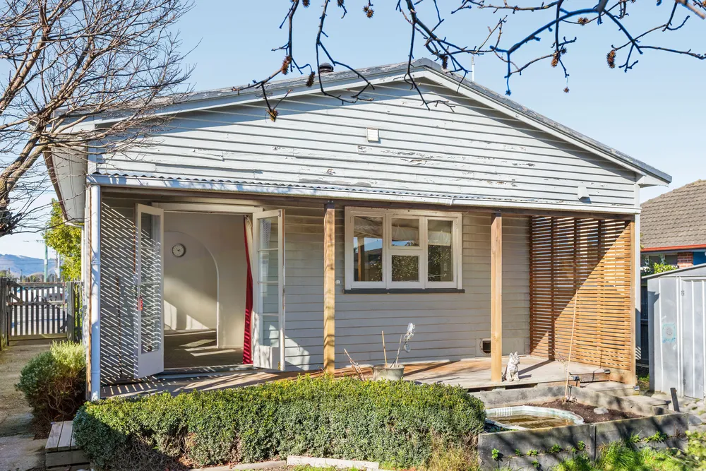 Photos of 1/126 Springs Road