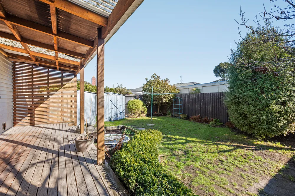 Photos of 1/126 Springs Road