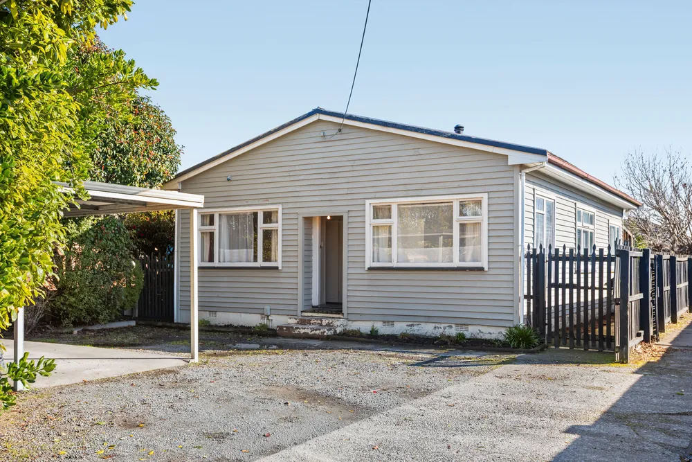 Photos of 1/126 Springs Road