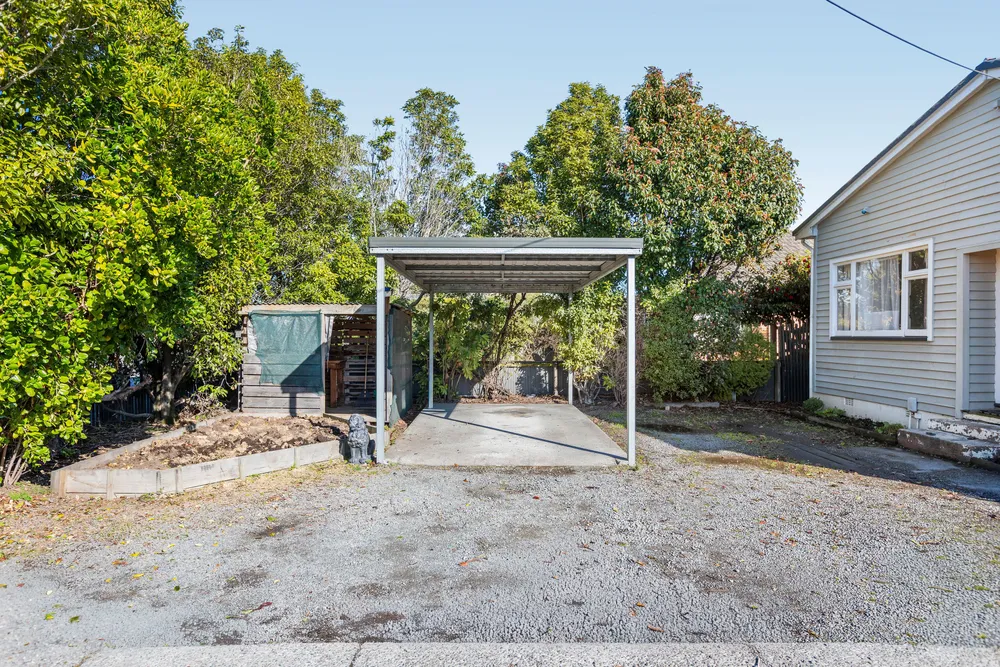Photos of 1/126 Springs Road