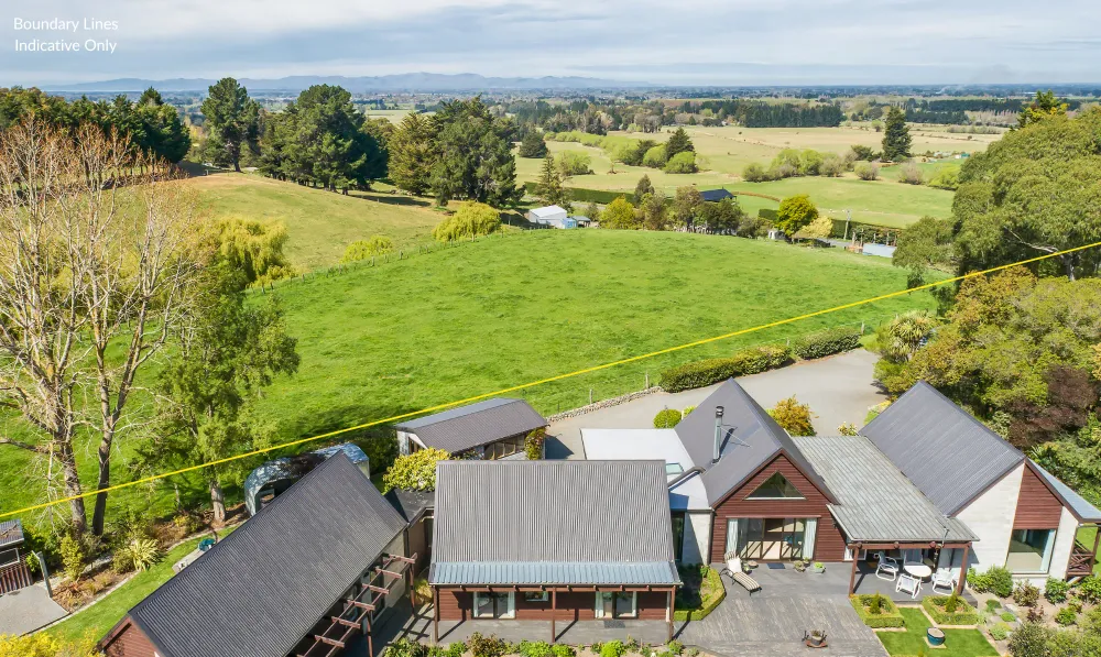 Photos of 12 Mowatts Road