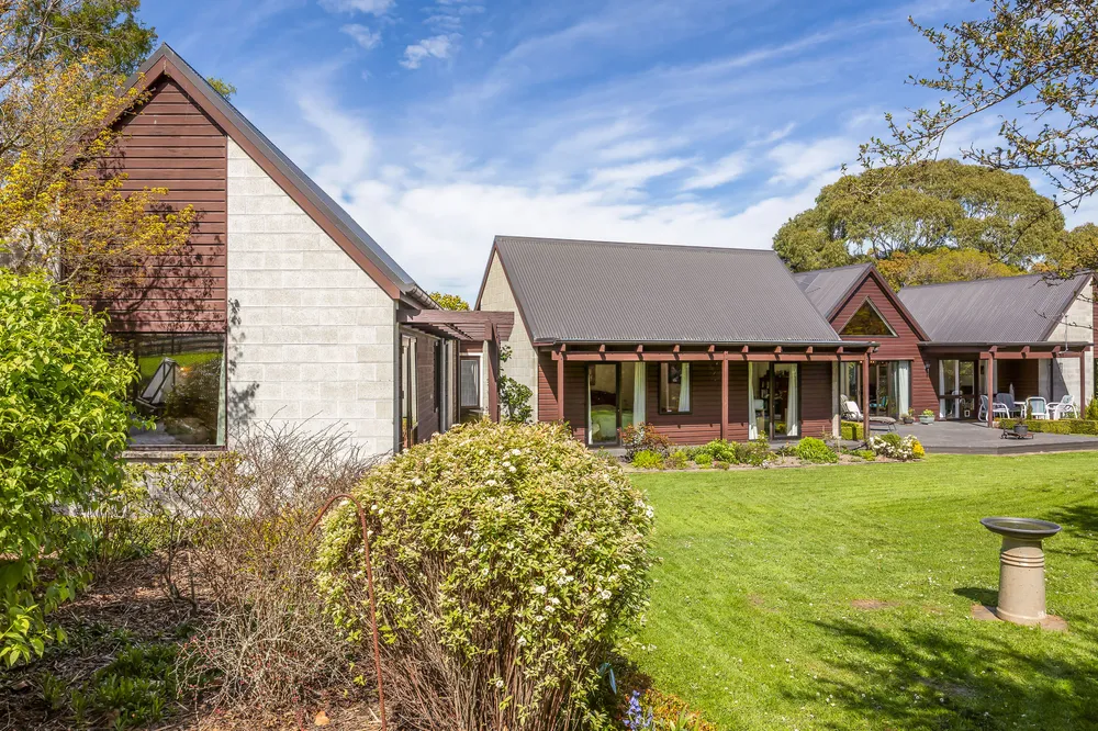 Photos of 12 Mowatts Road