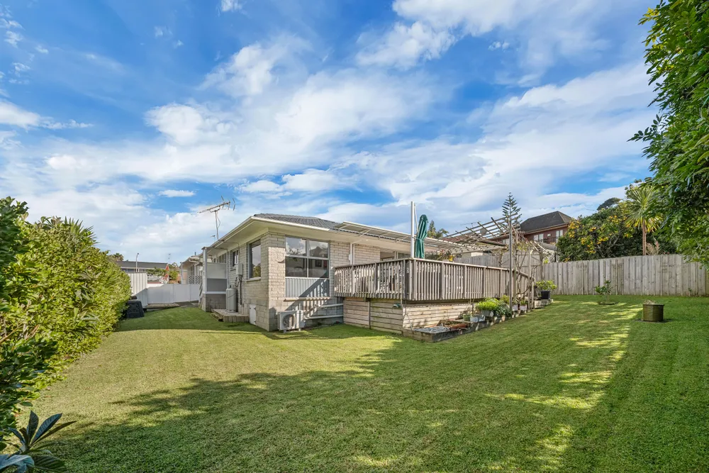 Photos of 2/4 Noumea Place