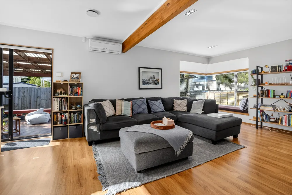 Photos of 2/164 Nile Road