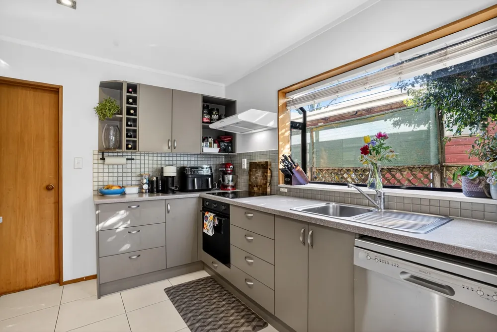 Photos of 2/164 Nile Road