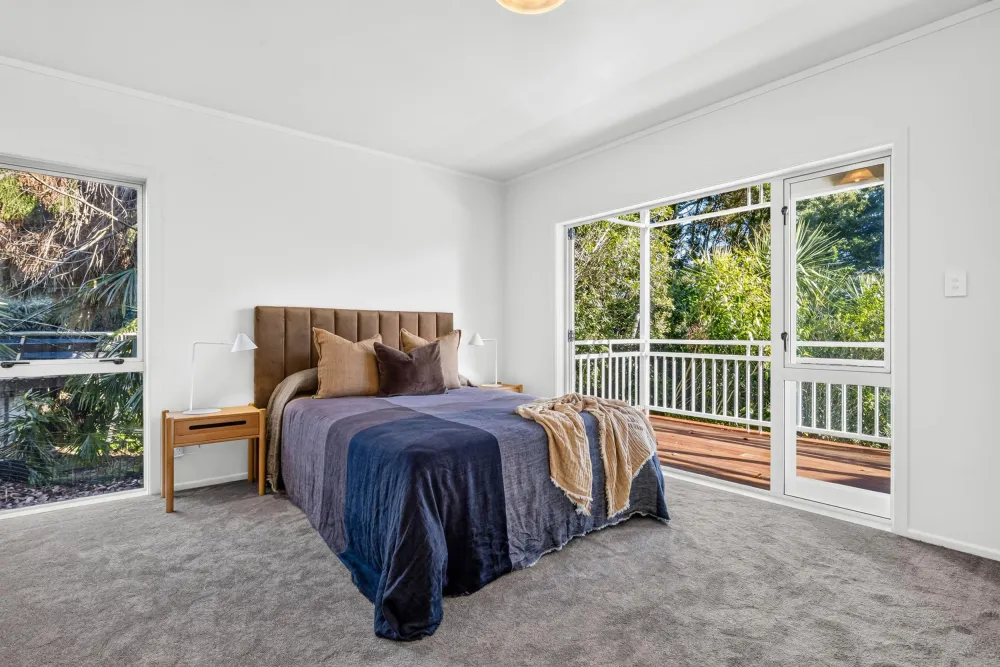 Photos of 17 Macfarlane Street