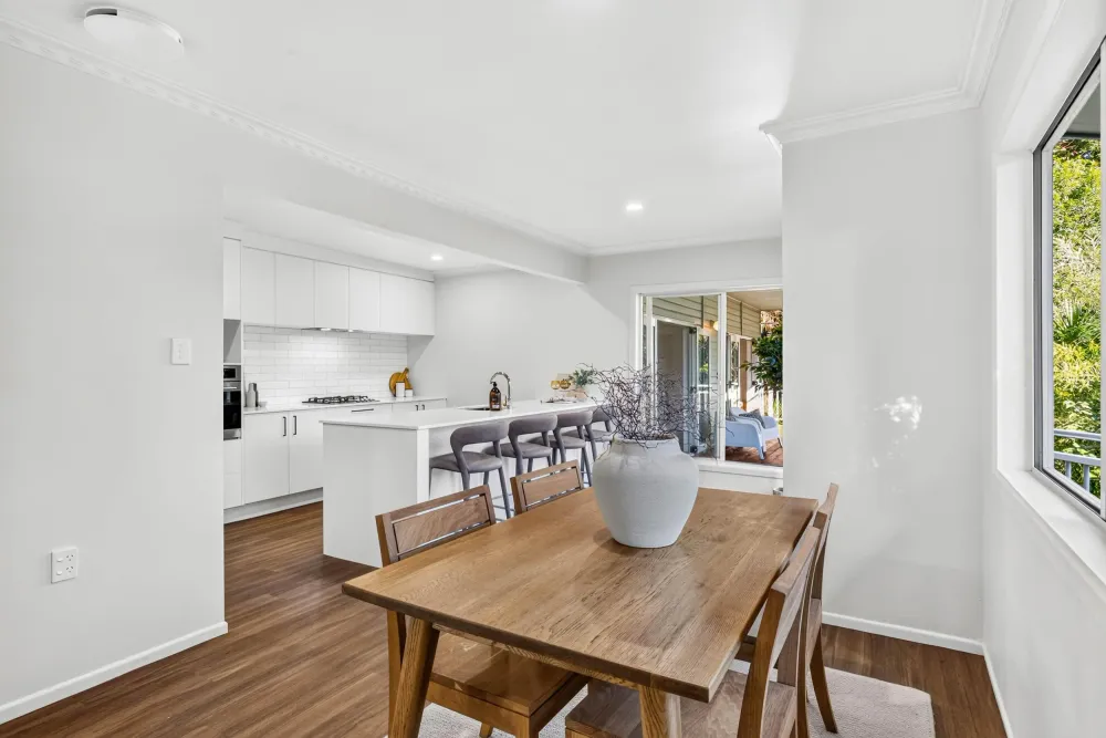 Photos of 17 Macfarlane Street