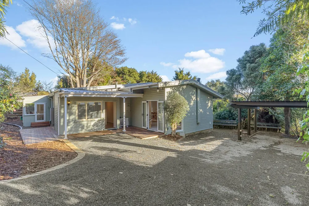 Photos of 17 Macfarlane Street