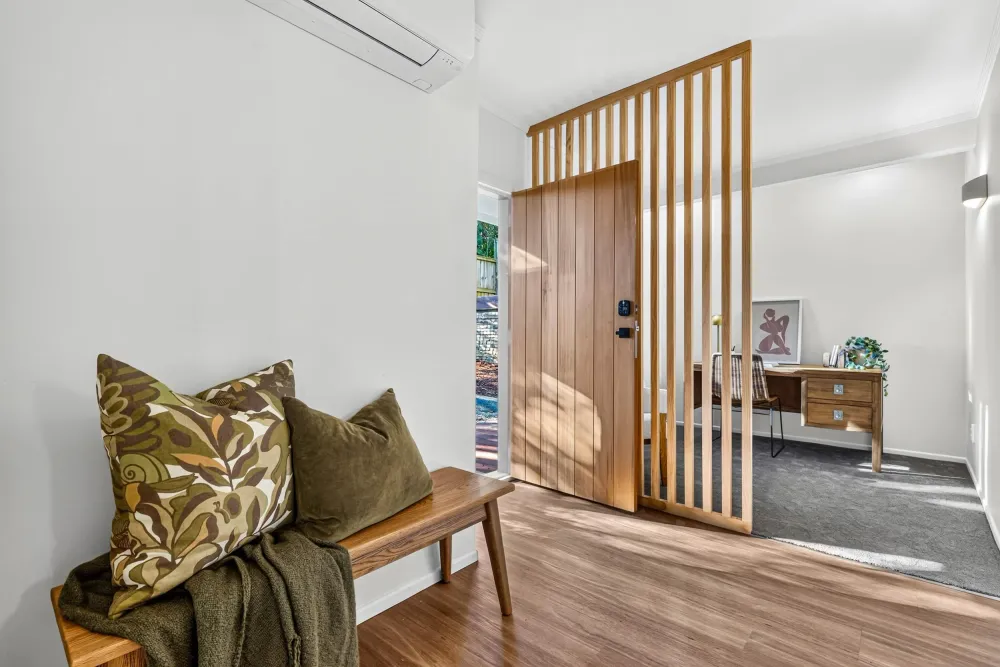 Photos of 17 Macfarlane Street