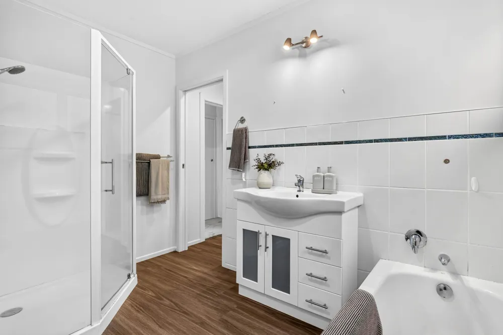 Photos of 17 Macfarlane Street