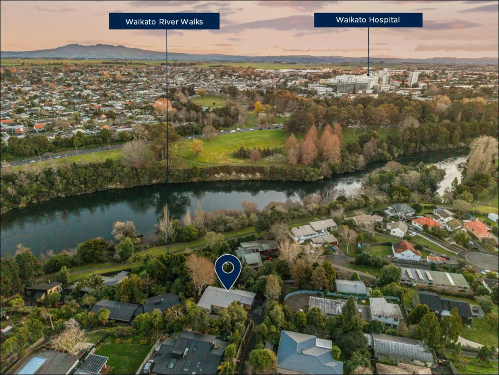 Photos of 17 Macfarlane Street