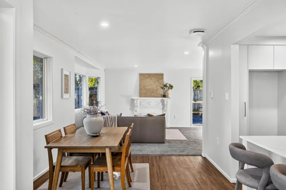 Photos of 17 Macfarlane Street