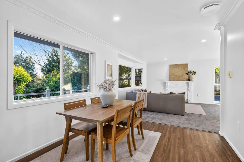 Photos of 17 Macfarlane Street