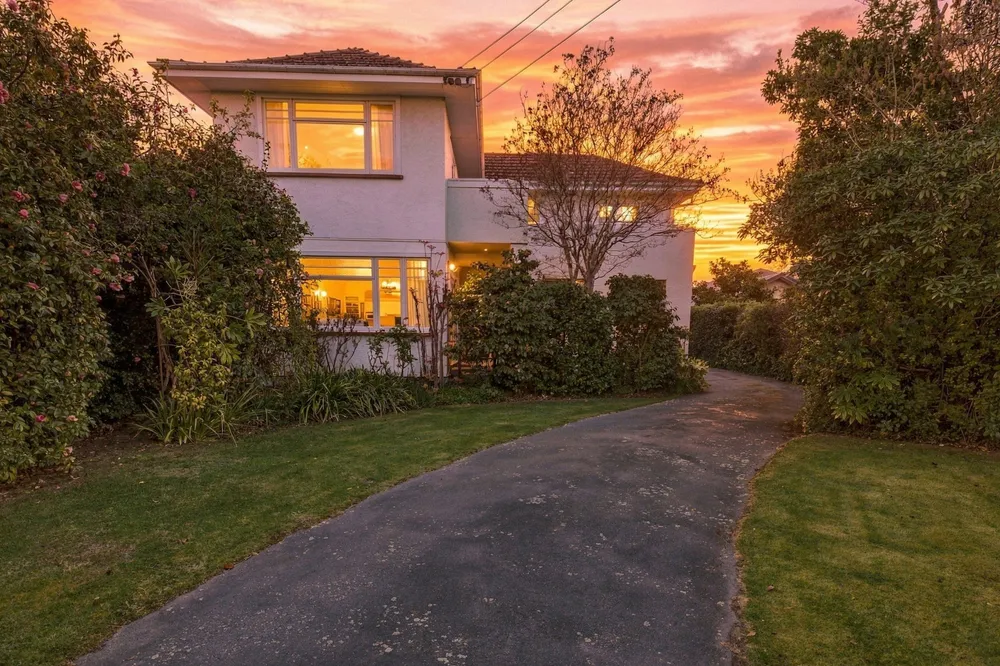 Photos of 17 Hamilton Avenue