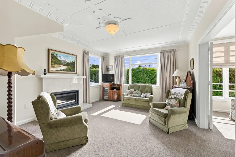 Photos of 17 Hamilton Avenue