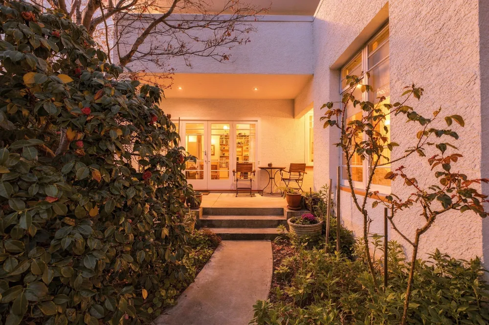 Photos of 17 Hamilton Avenue