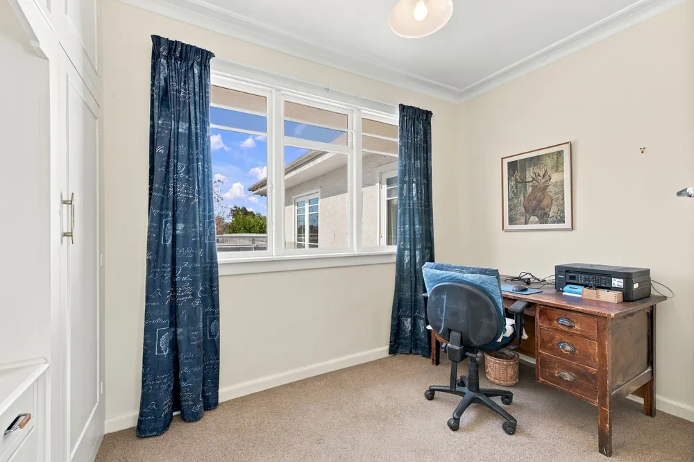 Photos of 17 Hamilton Avenue