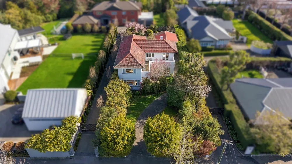 Photos of 17 Hamilton Avenue