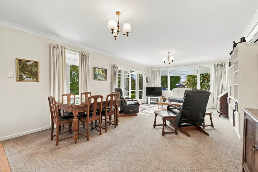 Photos of 17 Hamilton Avenue