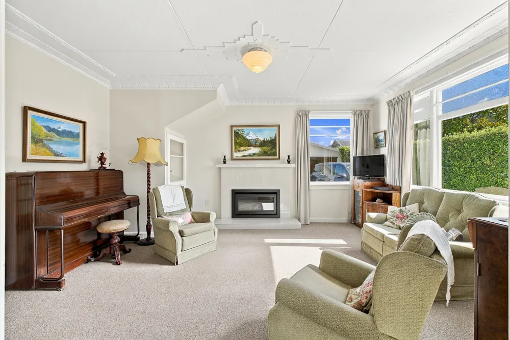 Photos of 17 Hamilton Avenue