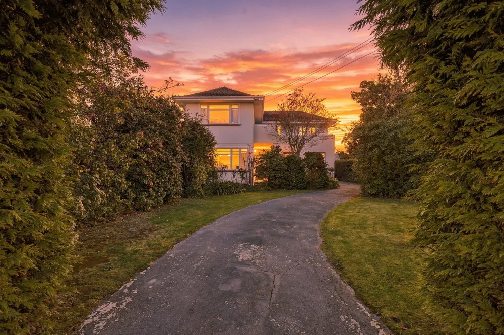 Photos of 17 Hamilton Avenue