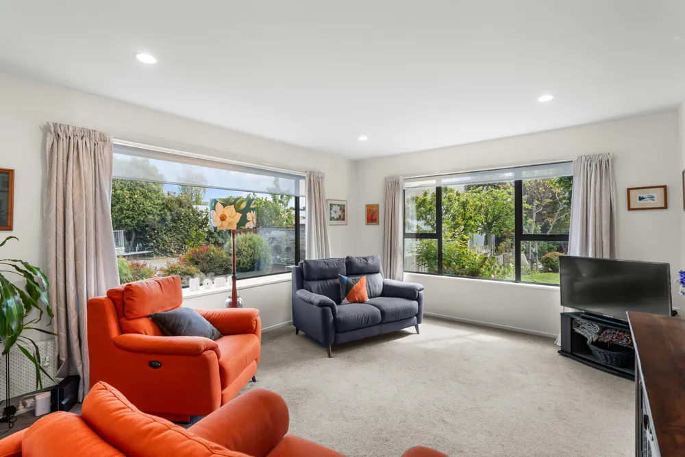 Photos of 235 Maidstone Road