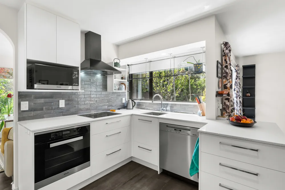 Photos of 235 Maidstone Road