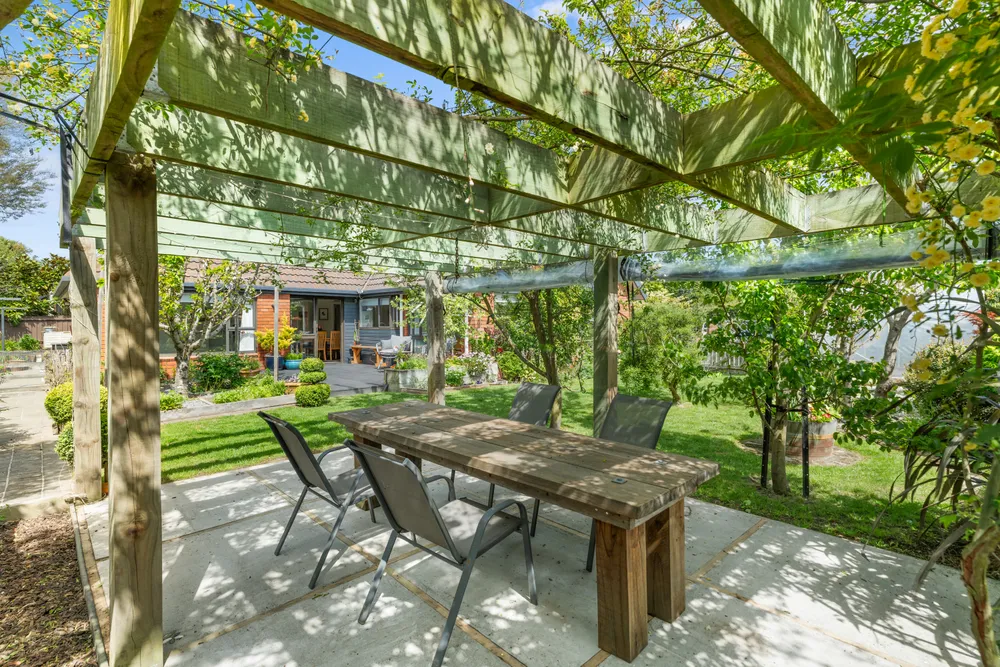Photos of 235 Maidstone Road