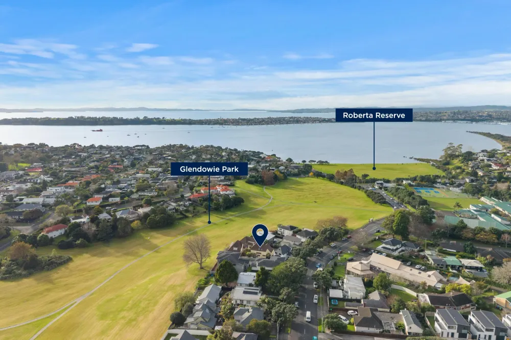Photos of 2/142 Riddell Road