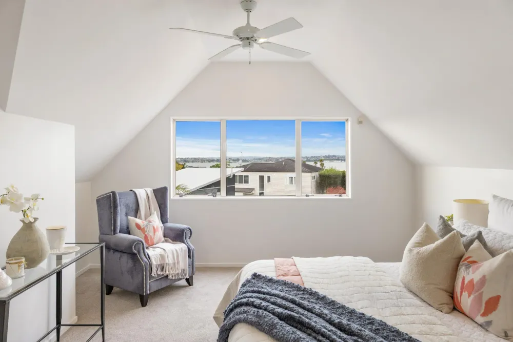 Photos of 2/142 Riddell Road