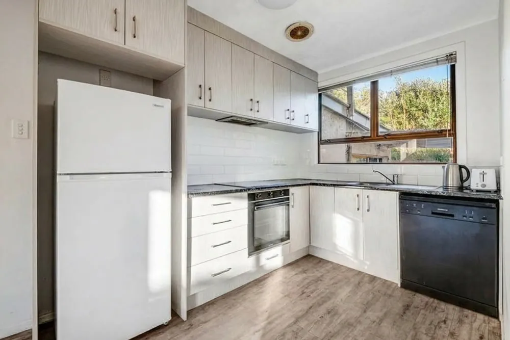 Photos of 57 Centreway Road