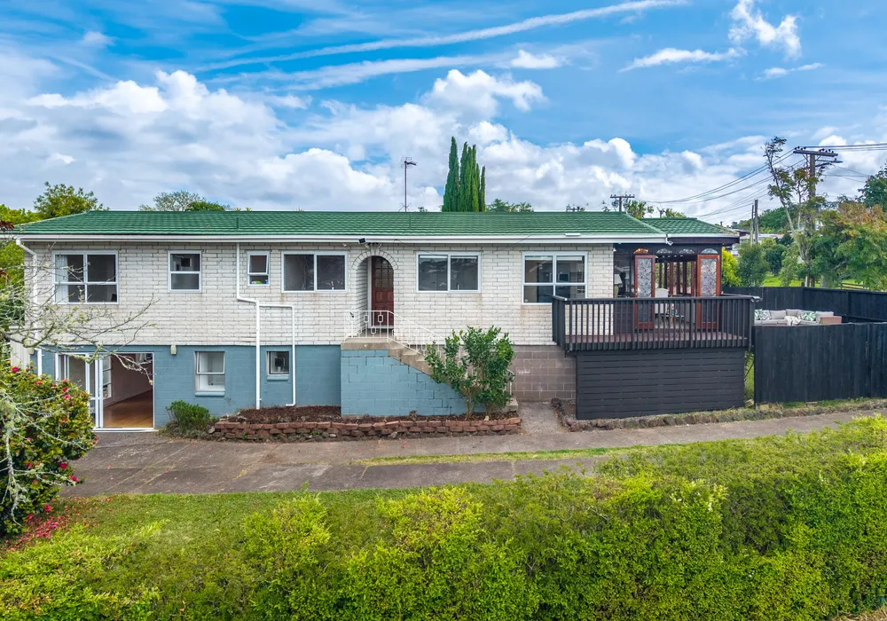 Photos of 33 Trelawn Place