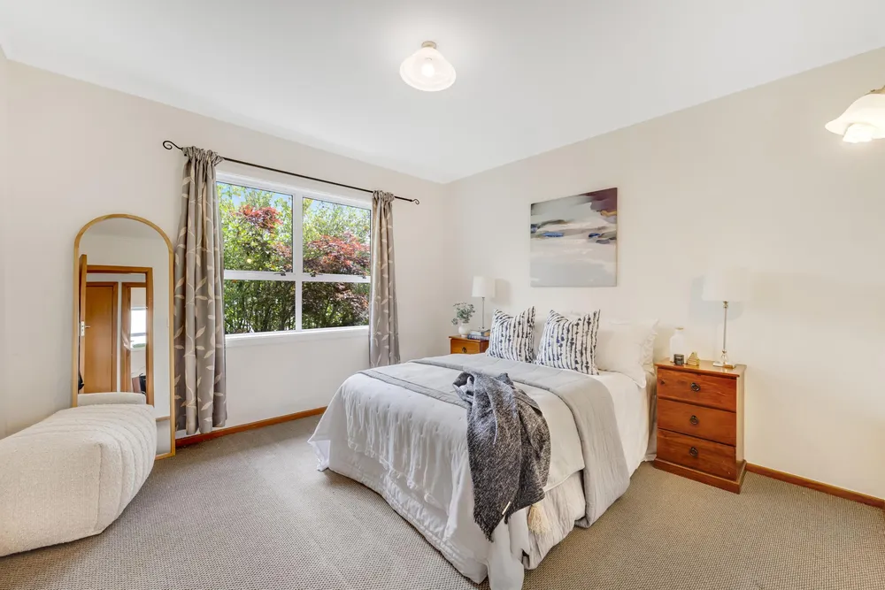 Photos of 33 Trelawn Place