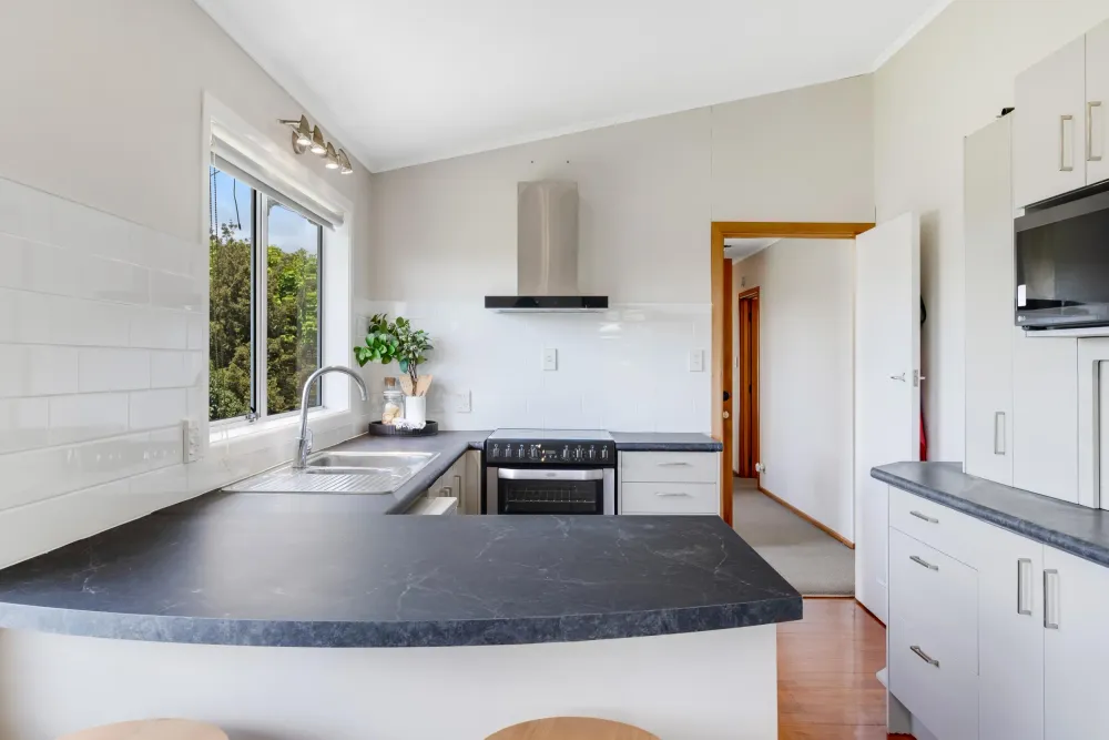 Photos of 33 Trelawn Place