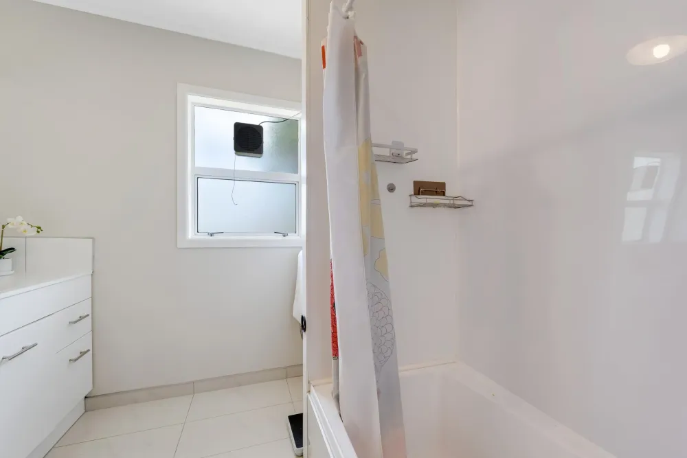 Photos of 33 Trelawn Place