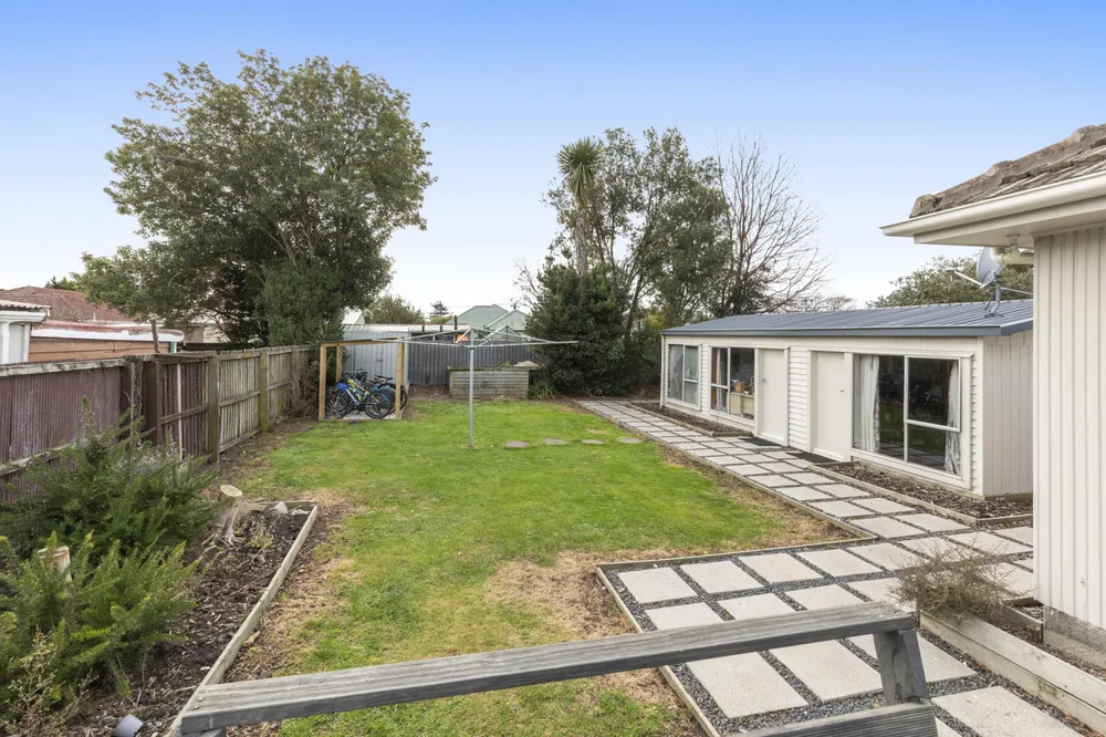 Photos of 53 Acacia Avenue