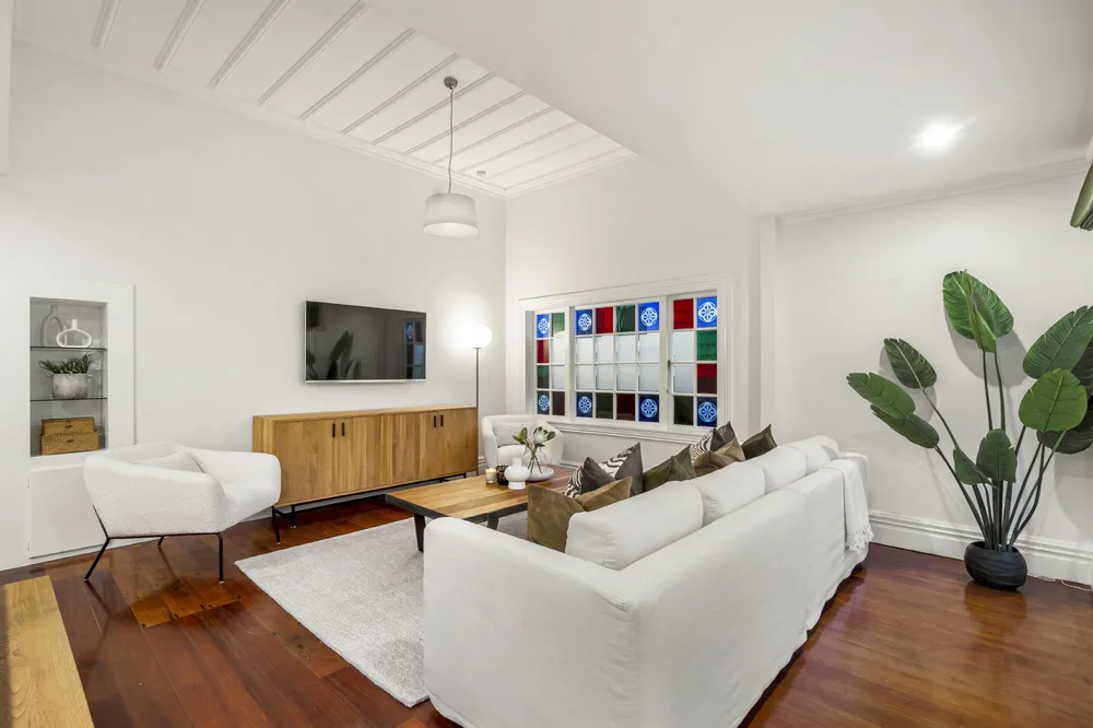 Photos of 46 Albany Road