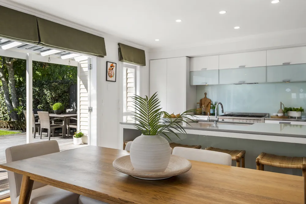 Photos of 46 Albany Road