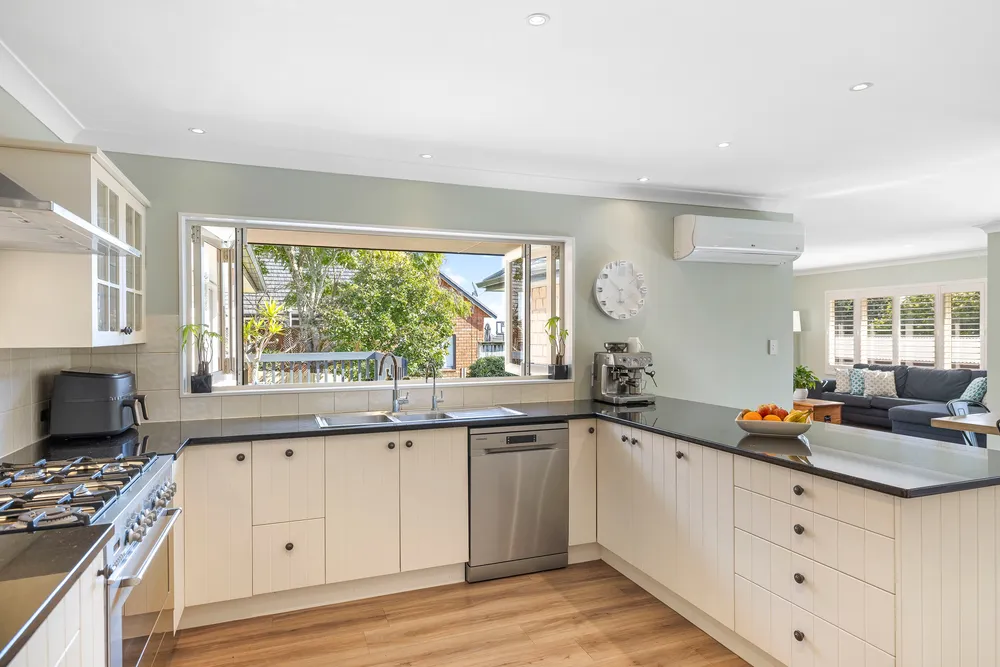 Photos of 27 Saint Maroun Rise