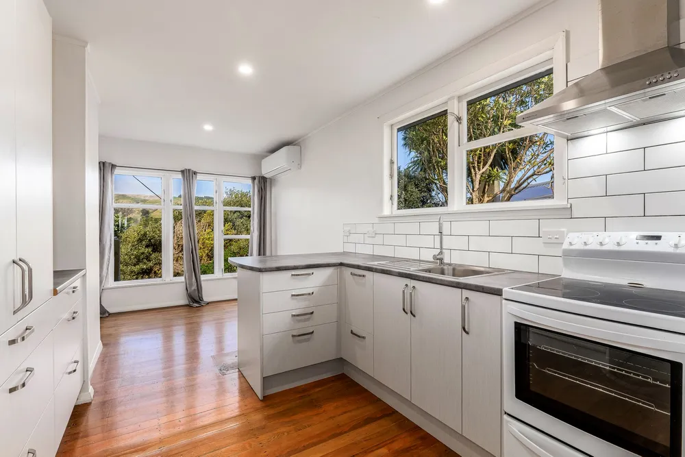 Photos of 20 Rawhiti Road