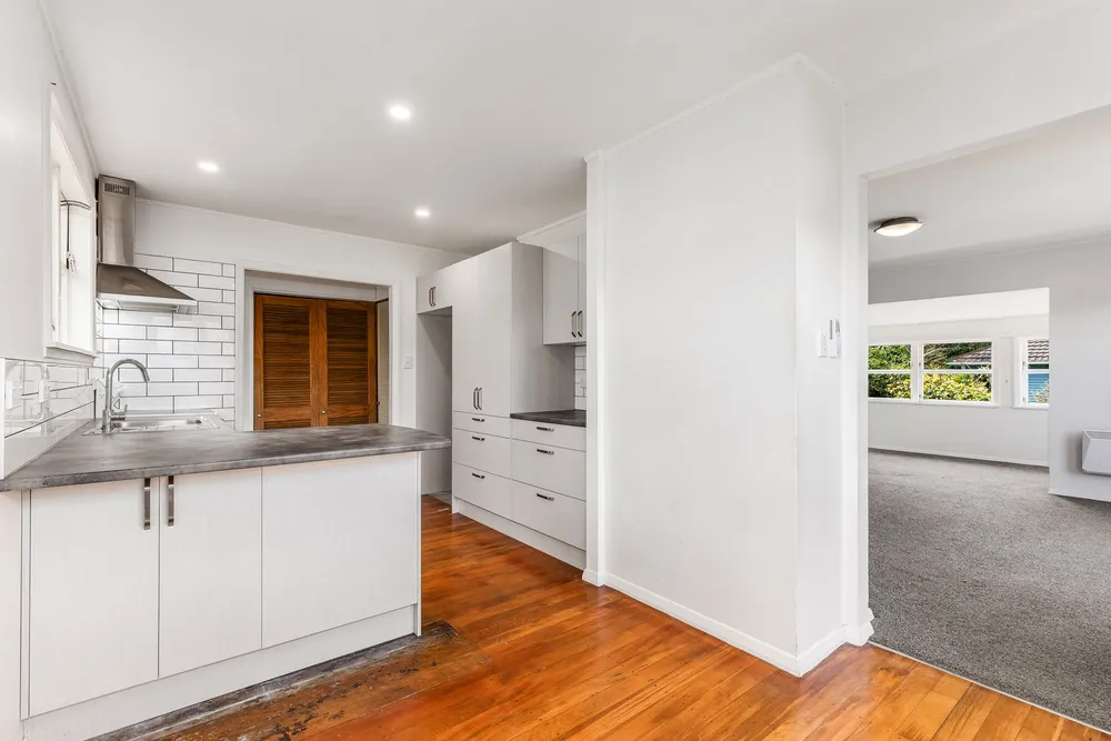 Photos of 20 Rawhiti Road