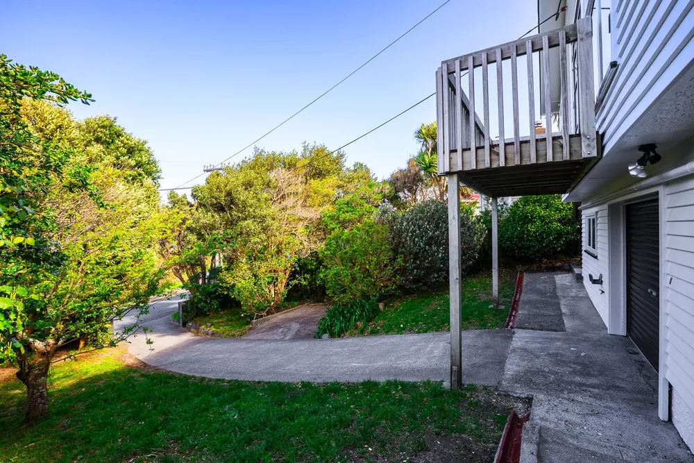 Photos of 20 Rawhiti Road