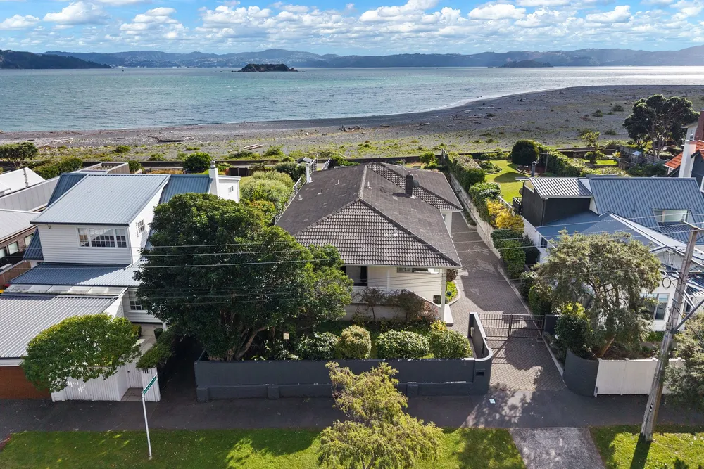 Photos of 11A Taumaru Ave